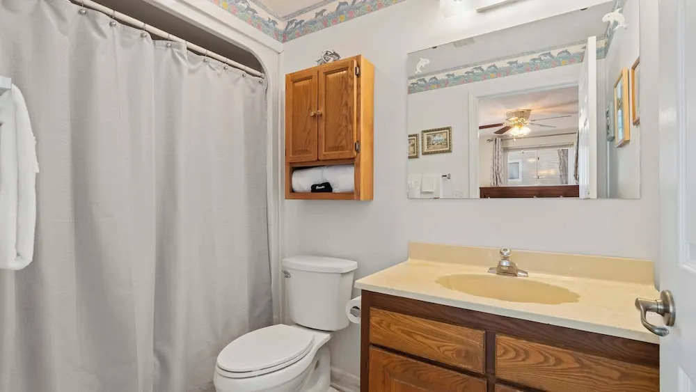 Ozark Get-away Lakefront Condo With Boat Slip