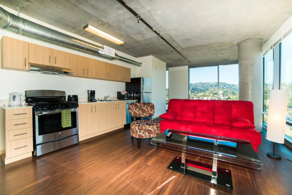 Hollywood Panorama Suites