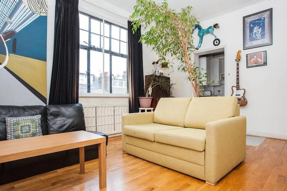 Unique, Quirky 1 Bed in Belsize Park