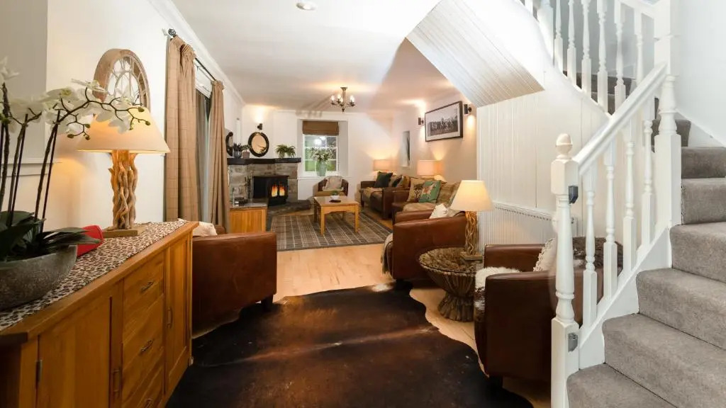 Mains of Taymouth Country Estate Houses