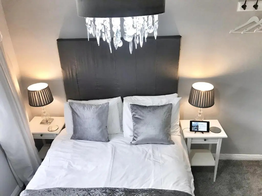 Elagh View Bed & Breakfast