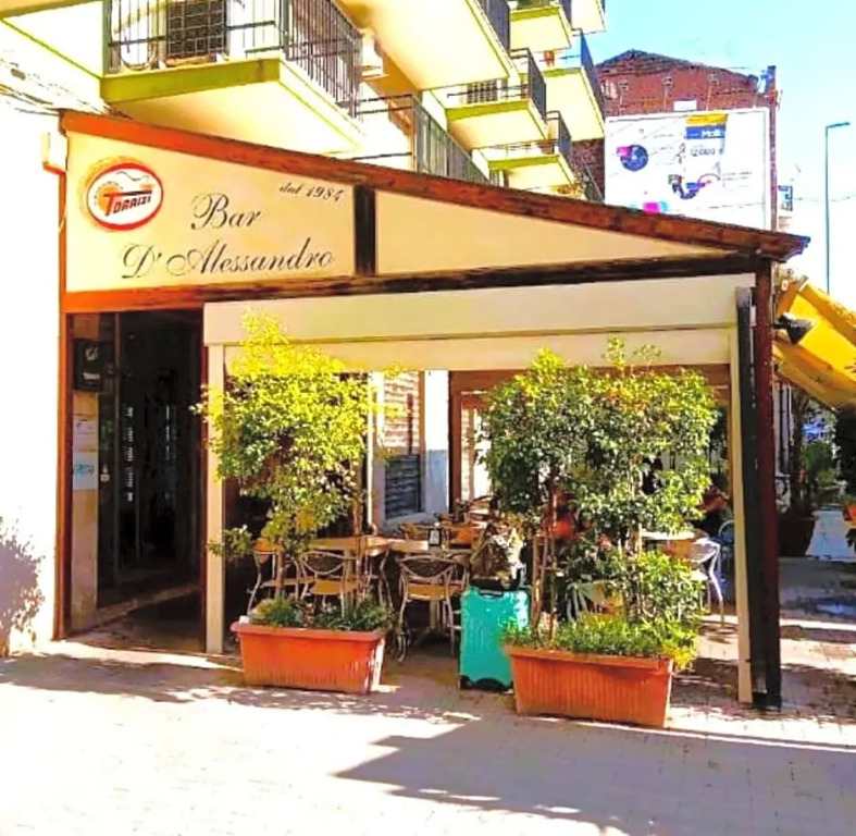 B&B ONE