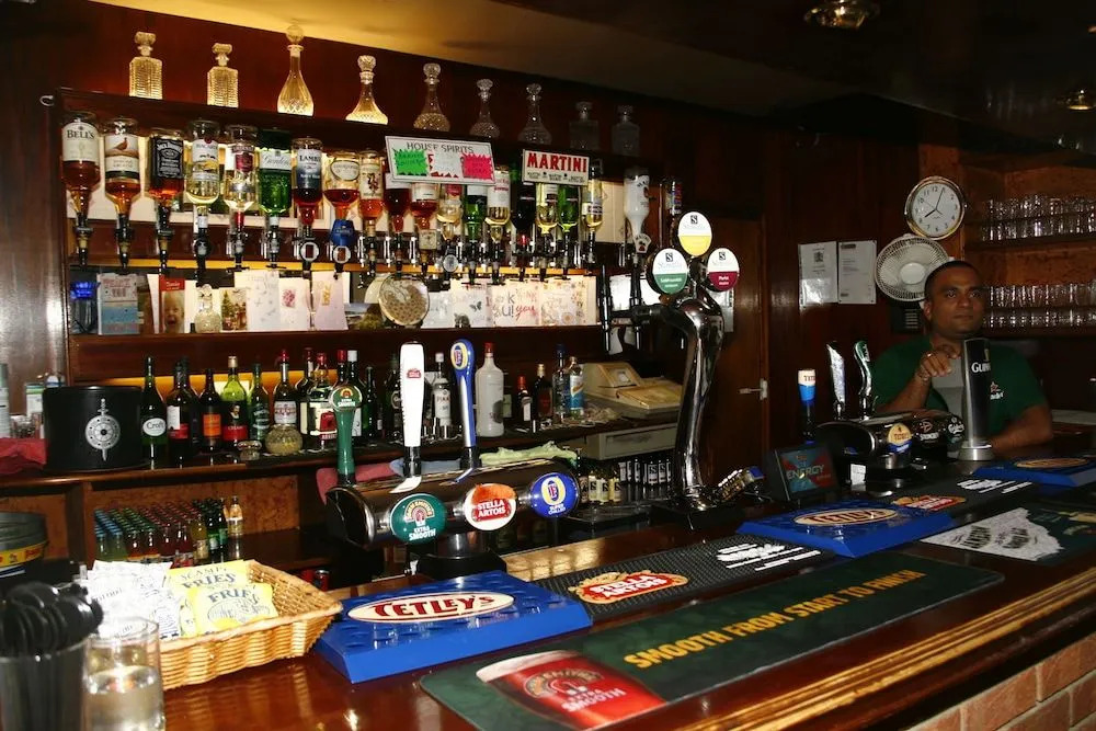 Channel View Hotel
