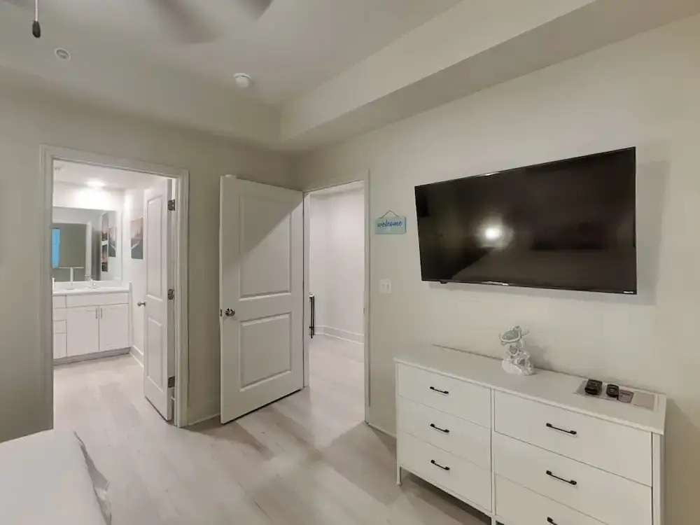Sea Glass #313 by Southern Vacation Rentals