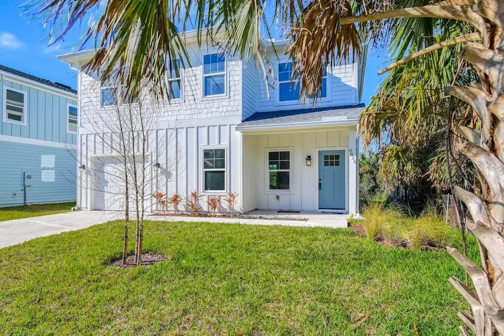 Array of Sunshine Beach House