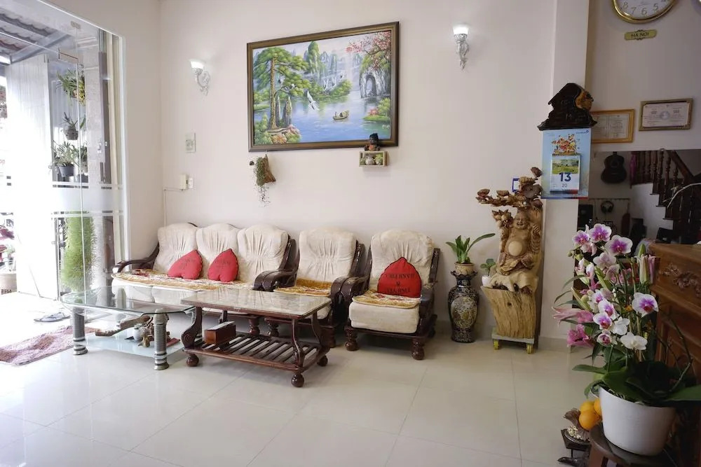 OYO 987 Thanh Thanh Nhan Hotel