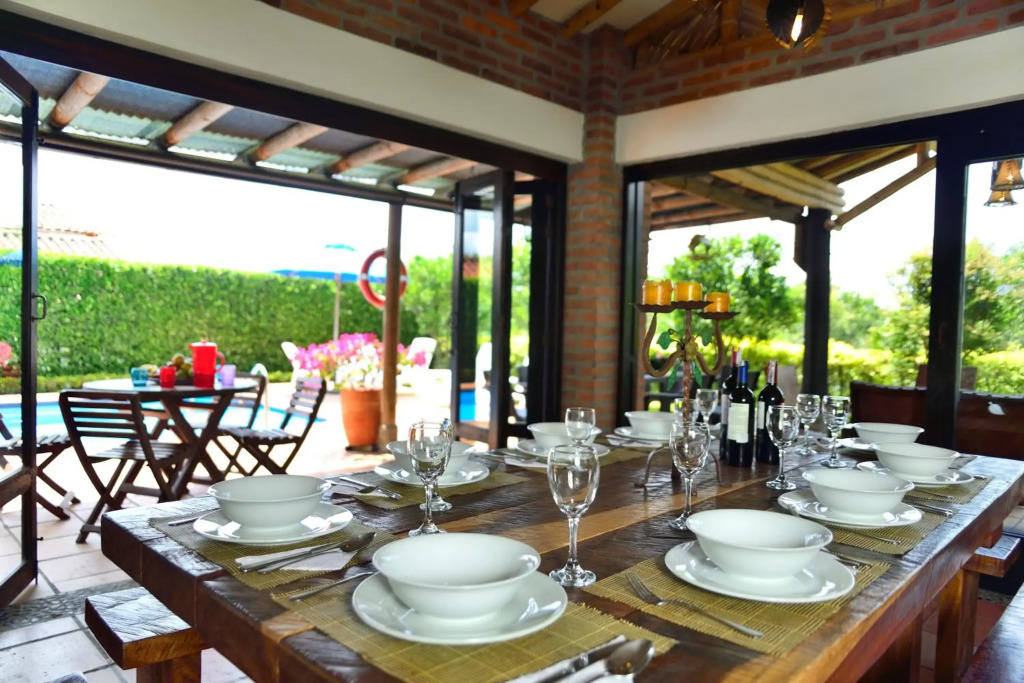 Villa exclusiva en Fincas Panaca, privacidad con Piscina y Jacuzzi