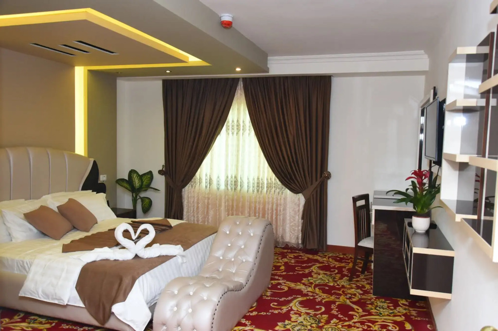 Sparr Hotel