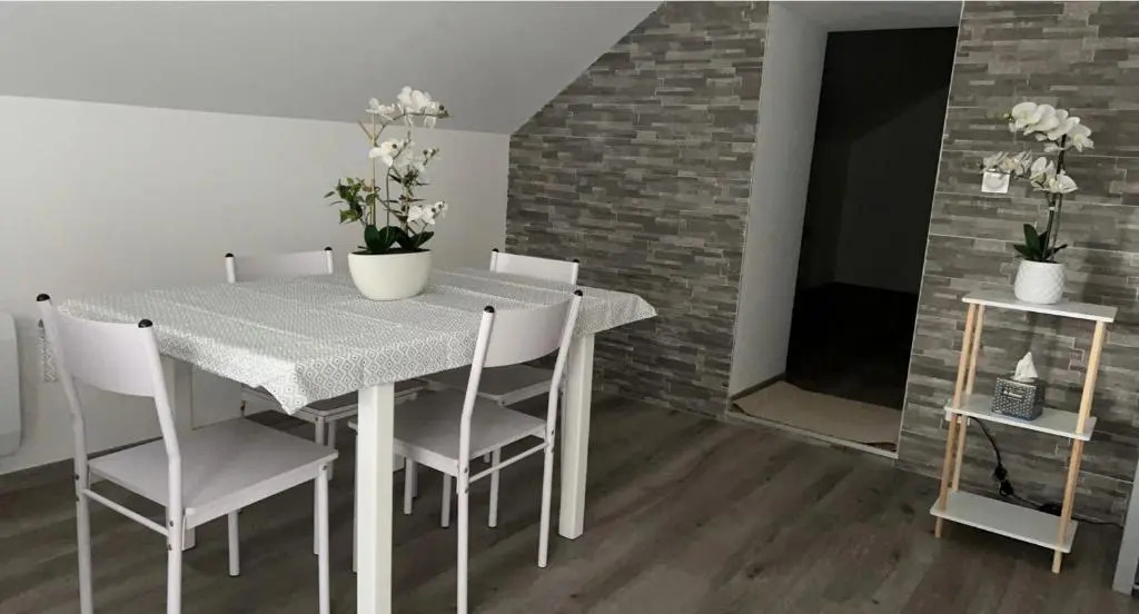 Superbe appartement sur Dole avec parking gratuit
