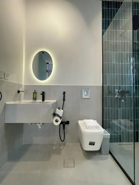 C Living - Premium 3 Bedroom - AQIQ