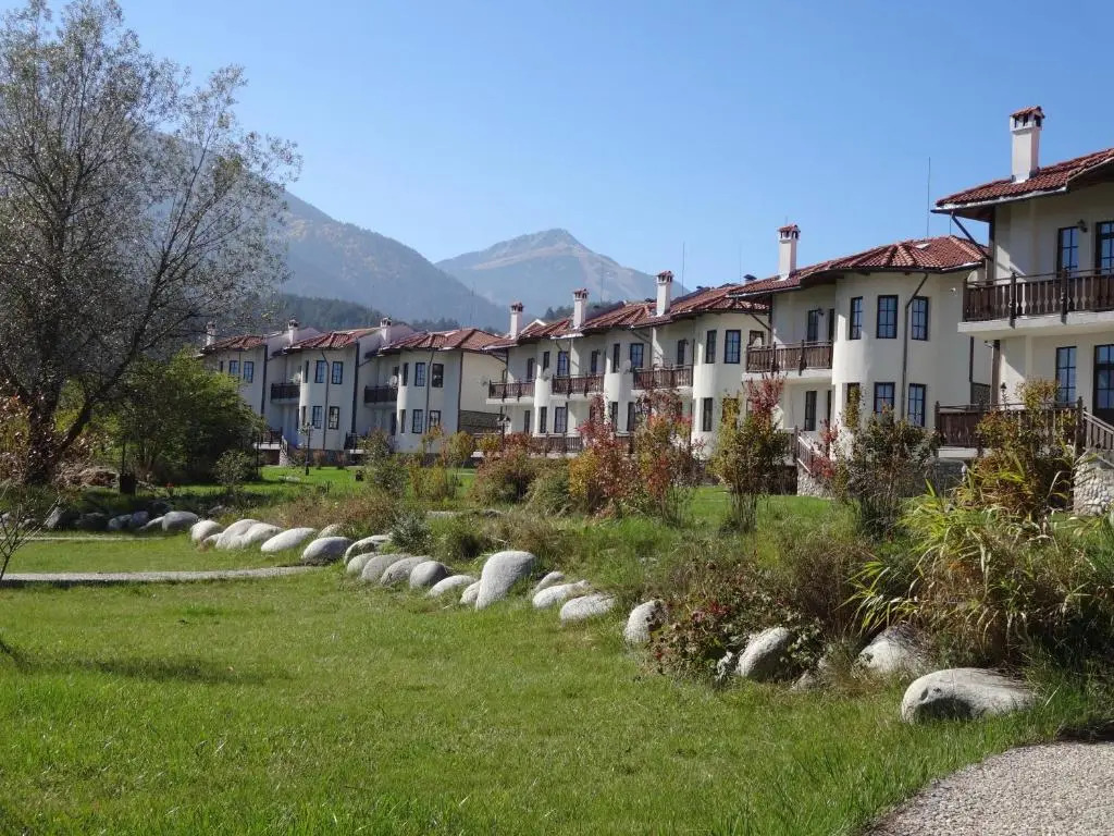 Pinerose Resort