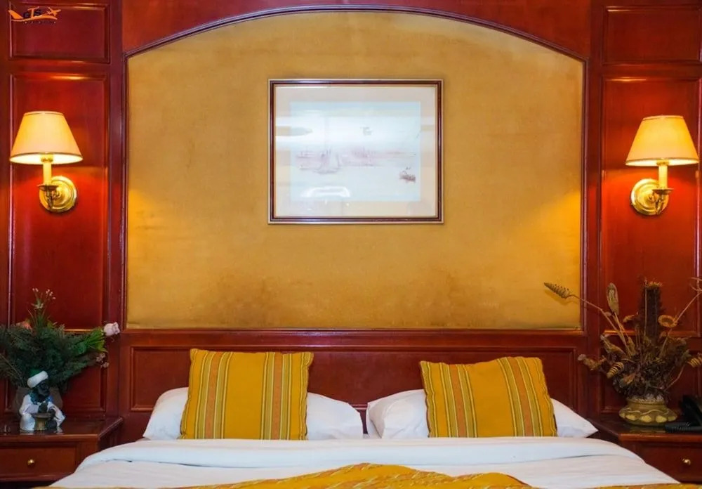 Shehrazad Nile Floating Hotel