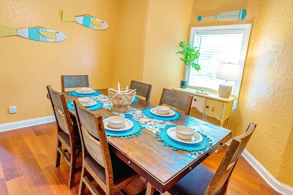 Surf & Strand Unit A for 5