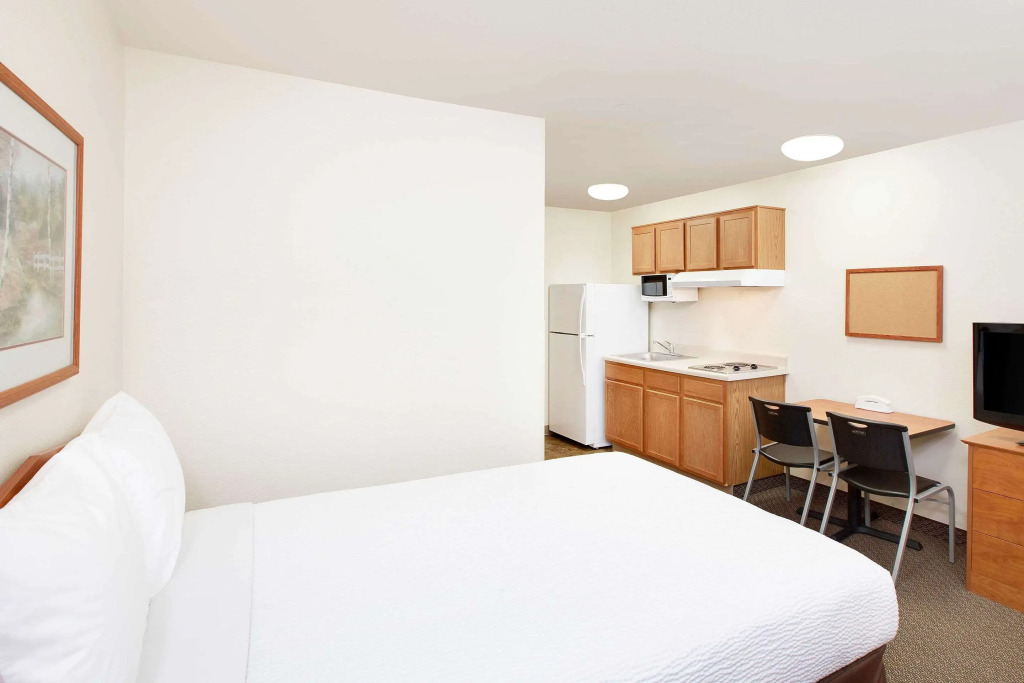 WoodSpring Suites Denton