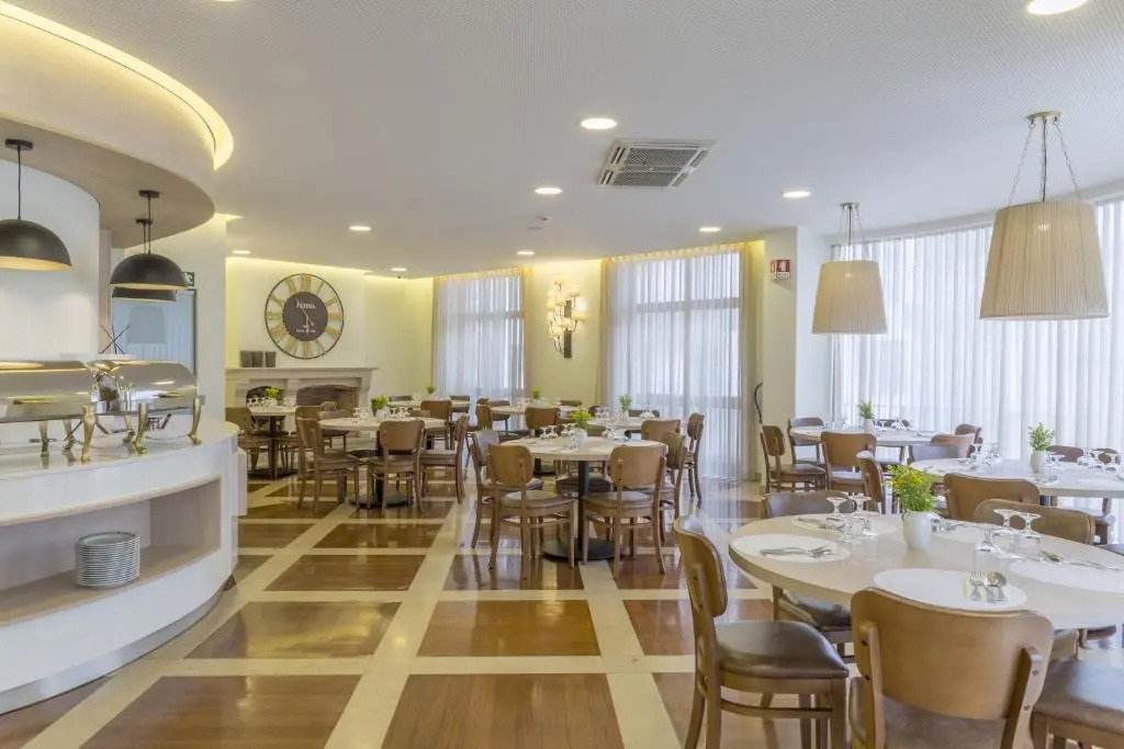 Hotel Cinquentenario & Conference Center