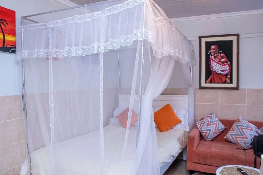 Room-sappire Suits- Cozy Room With Own F