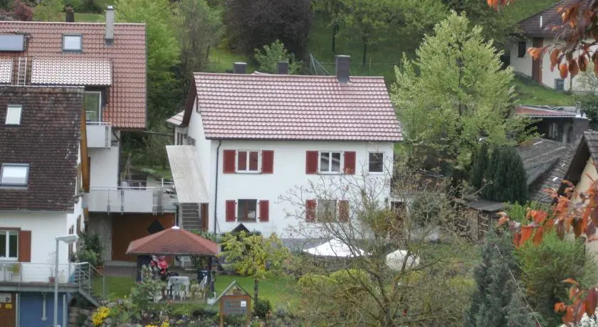 Seerast Goldbach