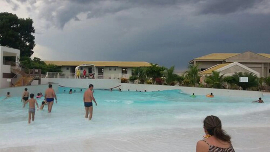 Lacqua diRoma - Oficial - Piscinas 24 horas