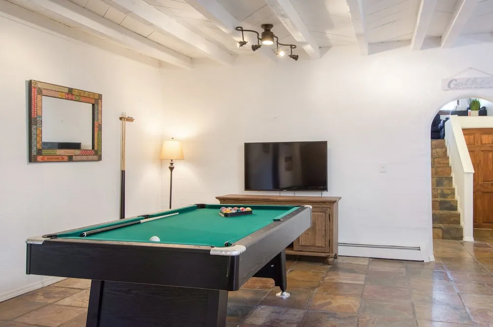 28 Santa Fe - 8 Br Home