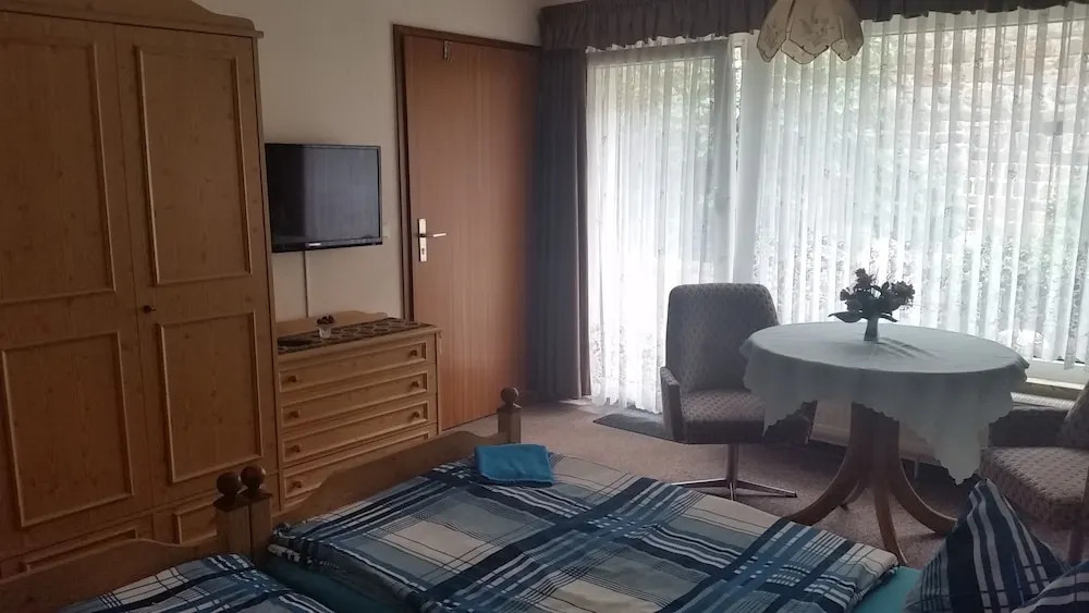 Pension am Schrotturm Bed & Breakfast