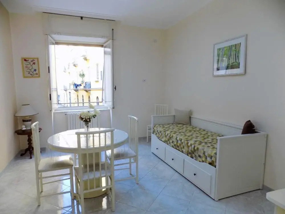 Apartment With 2 Bedrooms in Napoli, With Wifi - 5 km From the Beach