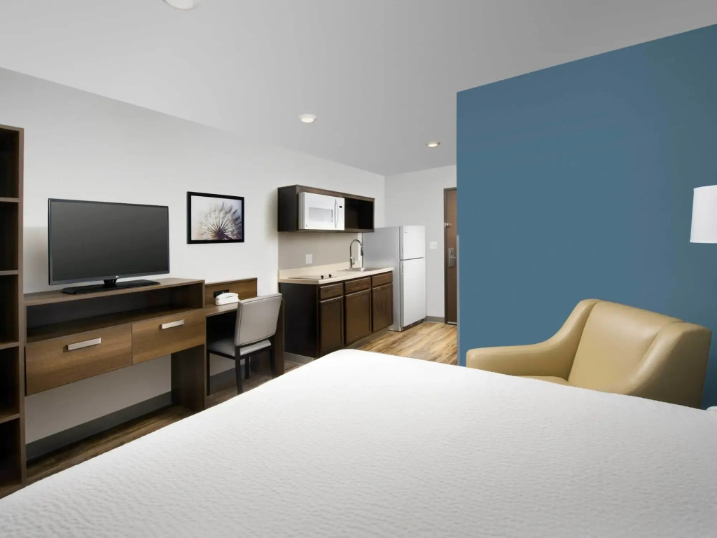 WoodSpring Suites Lake Jackson