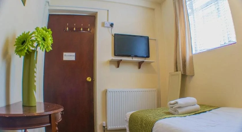Heathrow Palace