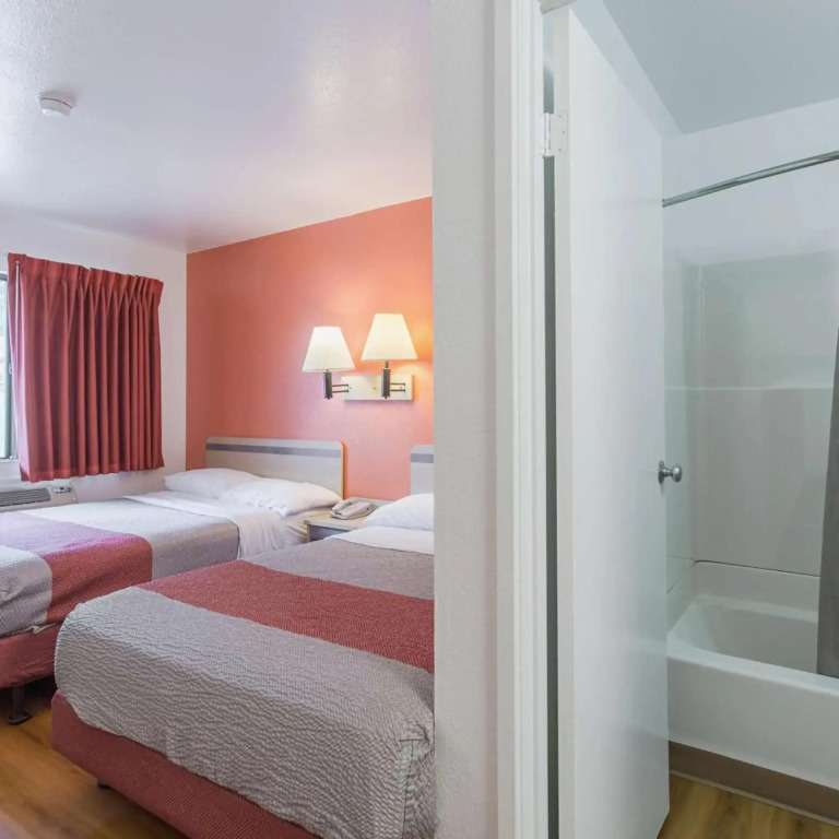 Motel 6-Goodlettsville, TN - Nashville