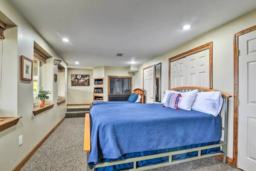 Linden Lakefront Hideaway w/ Dock & Private Beach!