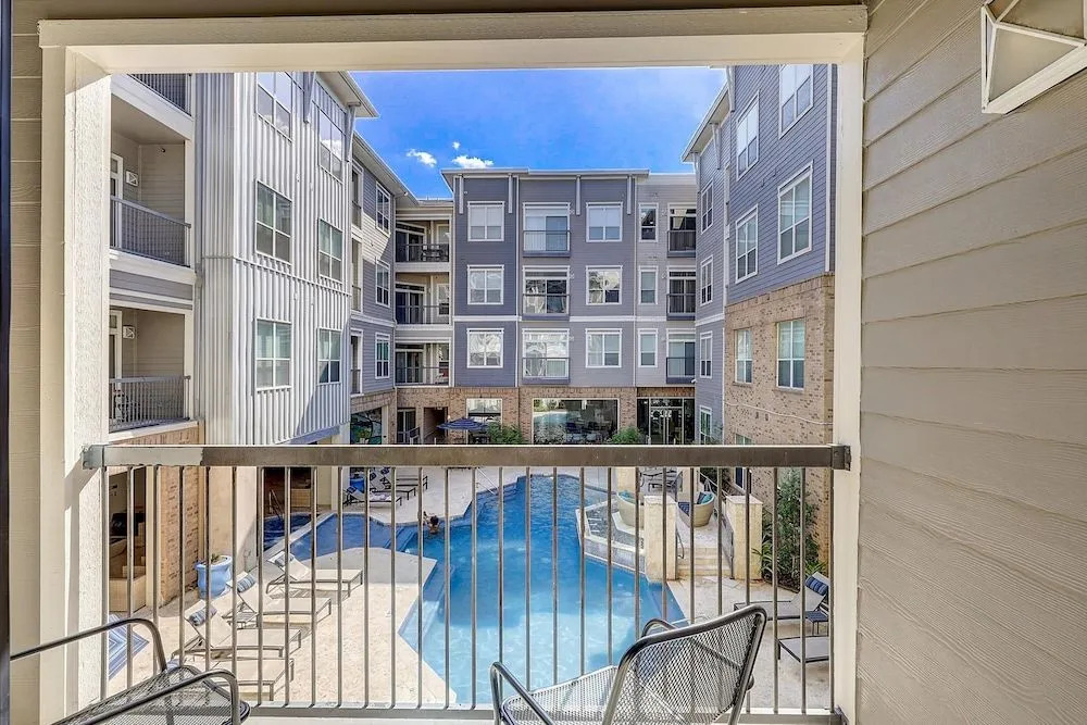 FRONTDESK SYNC Med Center Apts Houston