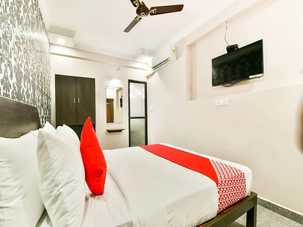 OYO 18823 Raj's Resort