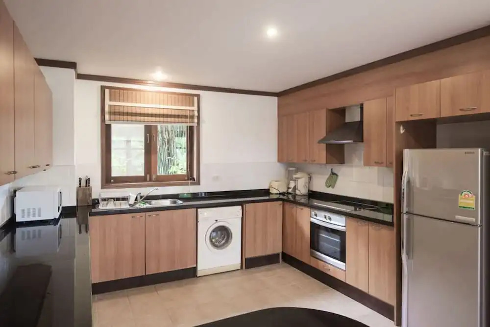 6 Bedroom Twin Villas on Beach Front Resort 25/12