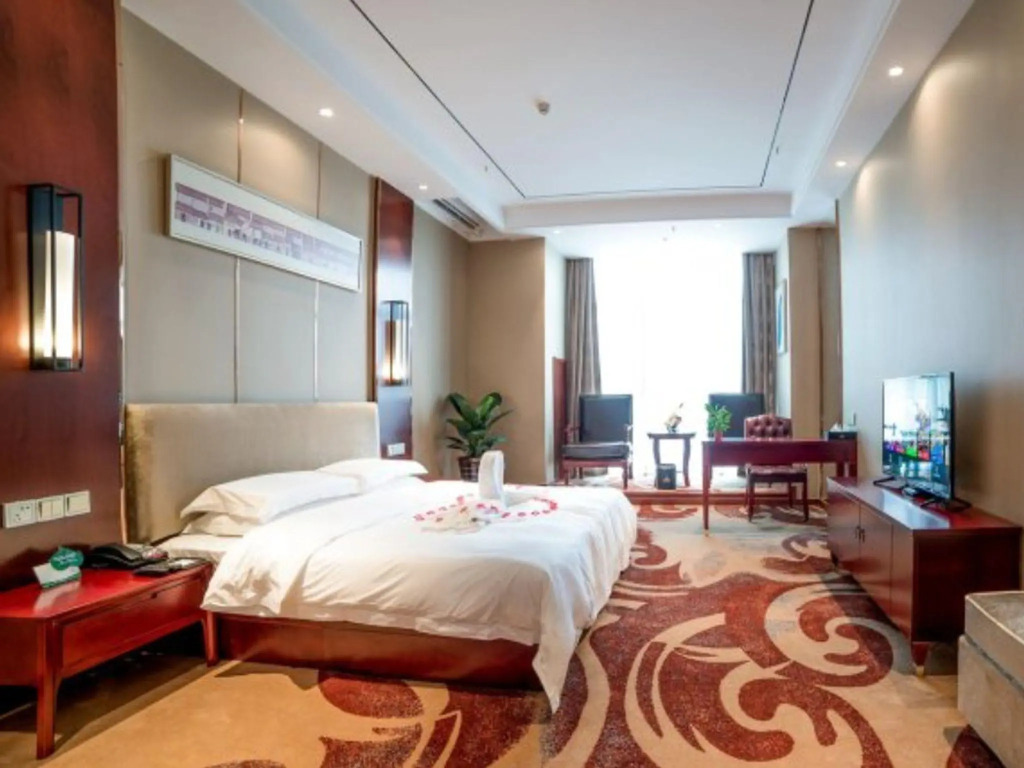 Arcadia Rong Yi Warmth Hotel
