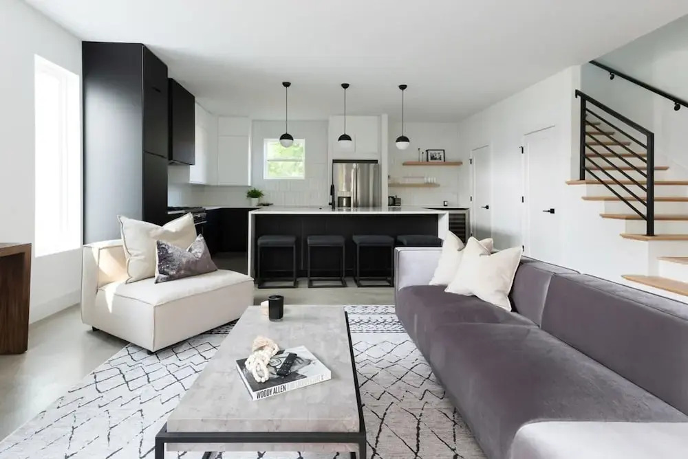 Modern DT Luxury - Rooftop City Views