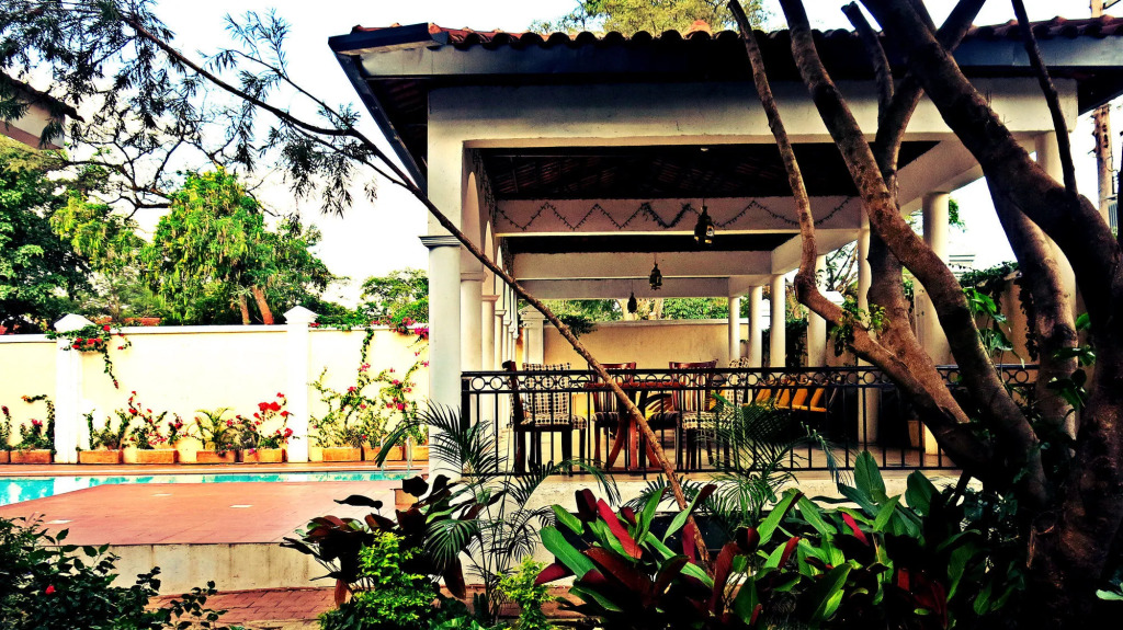Sovereign Hotel