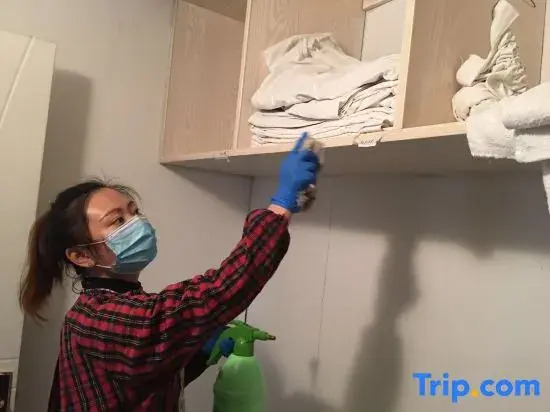 Xingyang Shangyue Express Homestay (Opalala Water Park)