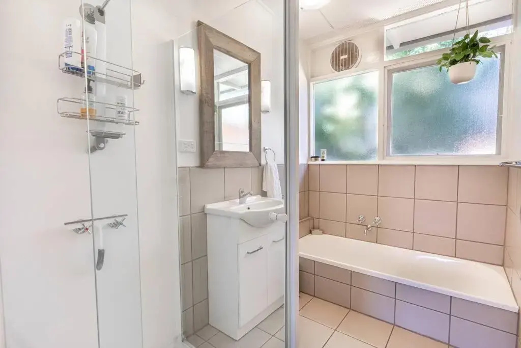Pet friendly home perfect for 2 or 3 families