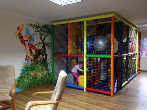 Willa Pod Dębami - BASEN, SALA ZABAW - Małpi Gaj - blisko centrum