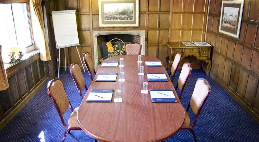 Pincents Manor Hotel