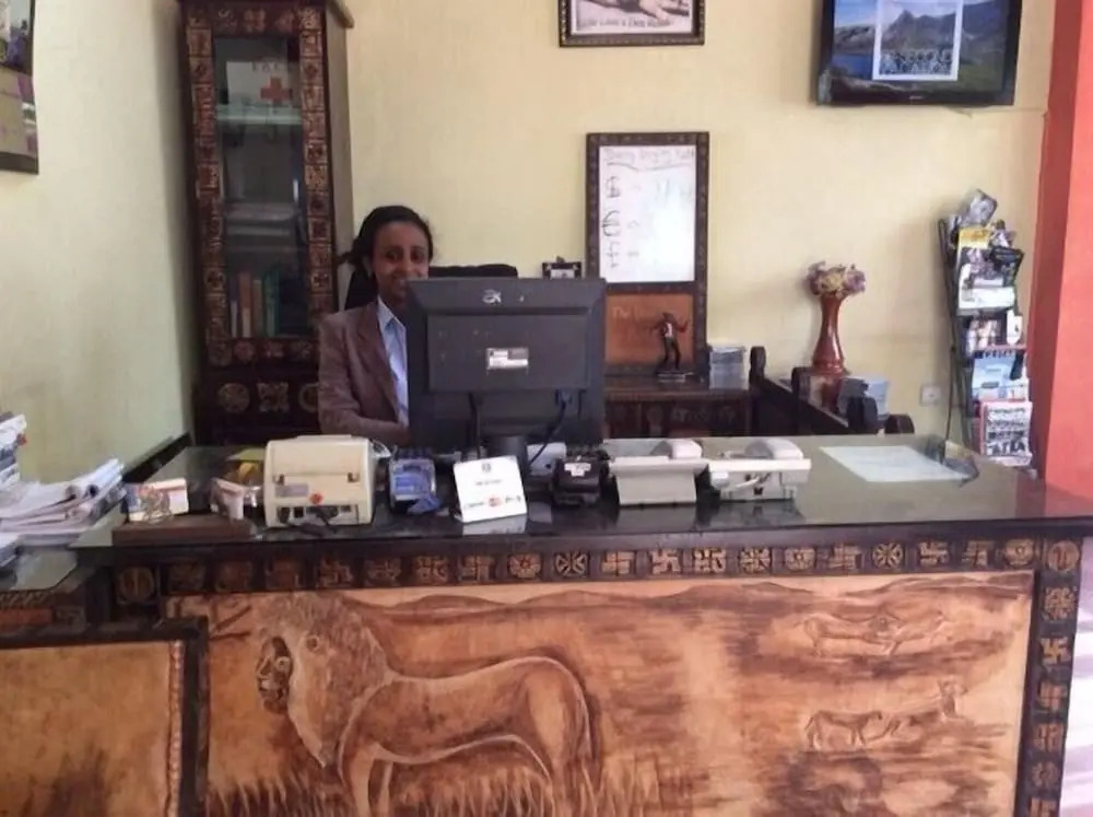 The Lions Den Hotel