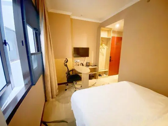 Shanghai Zhaozhong Holiday  Hotel