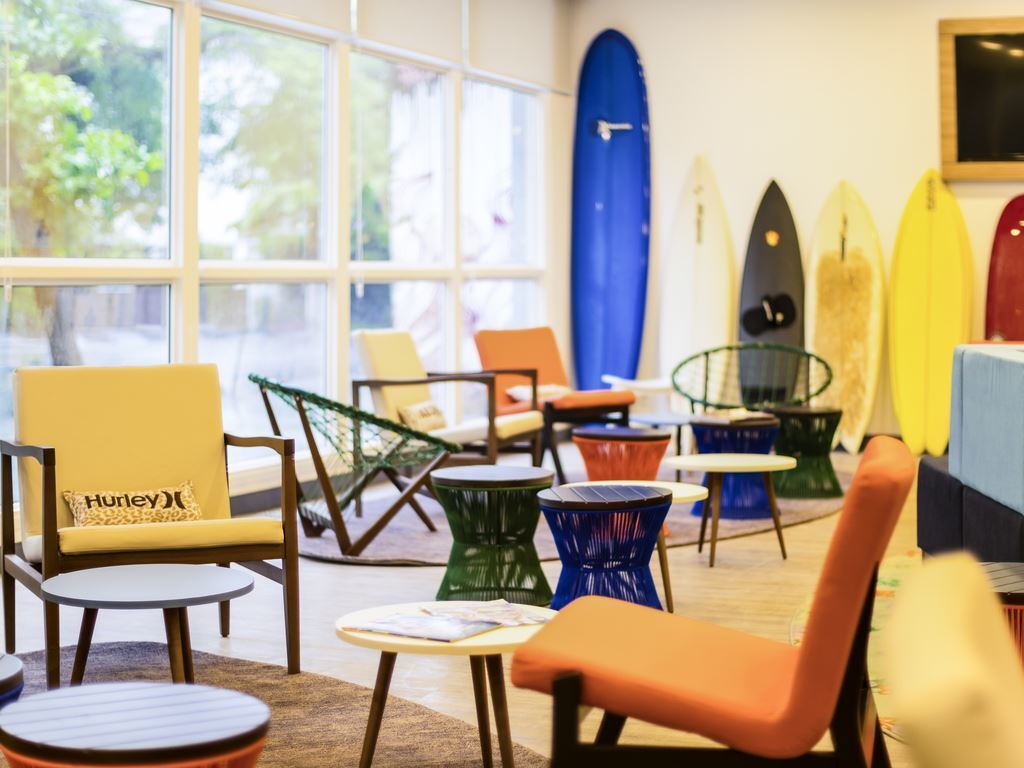 Golden Tulip Guarujá - Antigo Delphin Surf Hotel