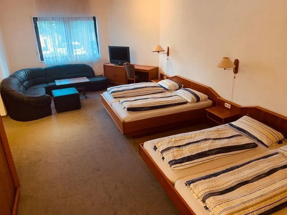 Hotel -Pension-Weller