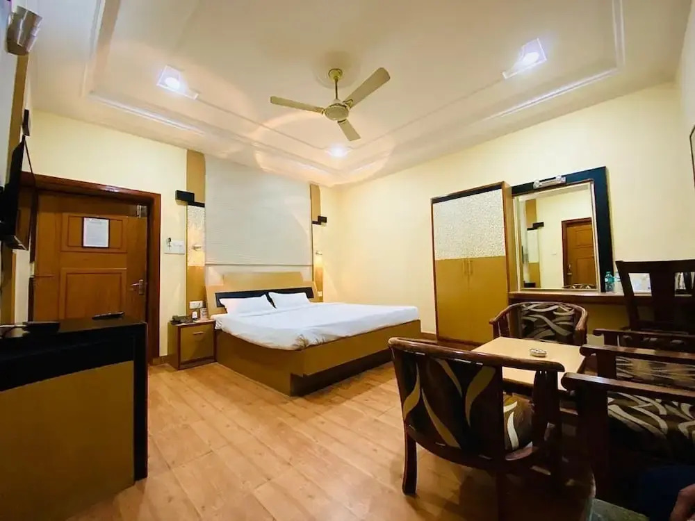 Prayag Villa Inn