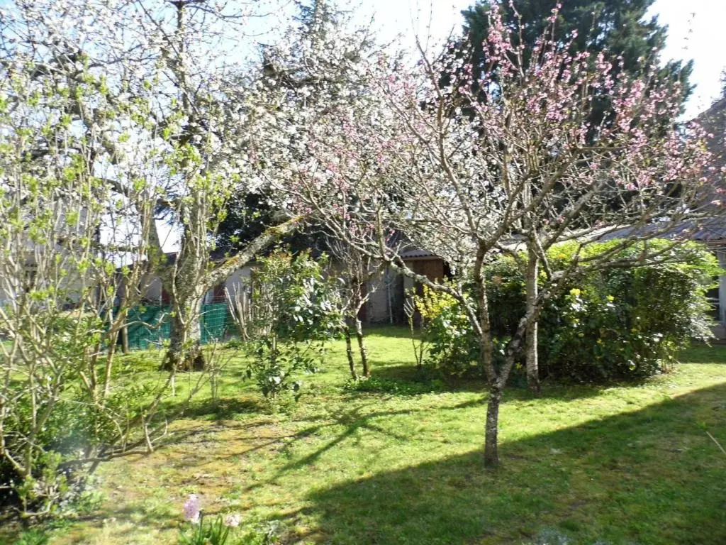 Gîte Le Buisson-de-Cadouin, 3 pièces, 4 personnes - FR-1-616-42