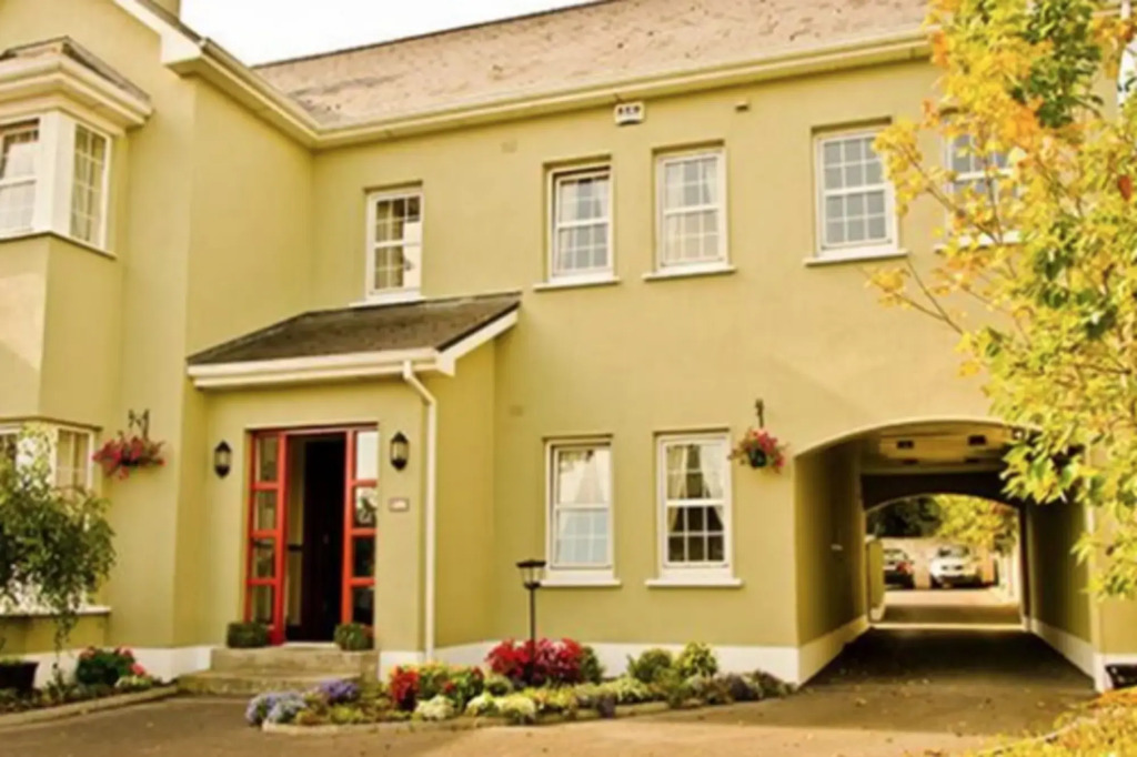 Brook Lodge