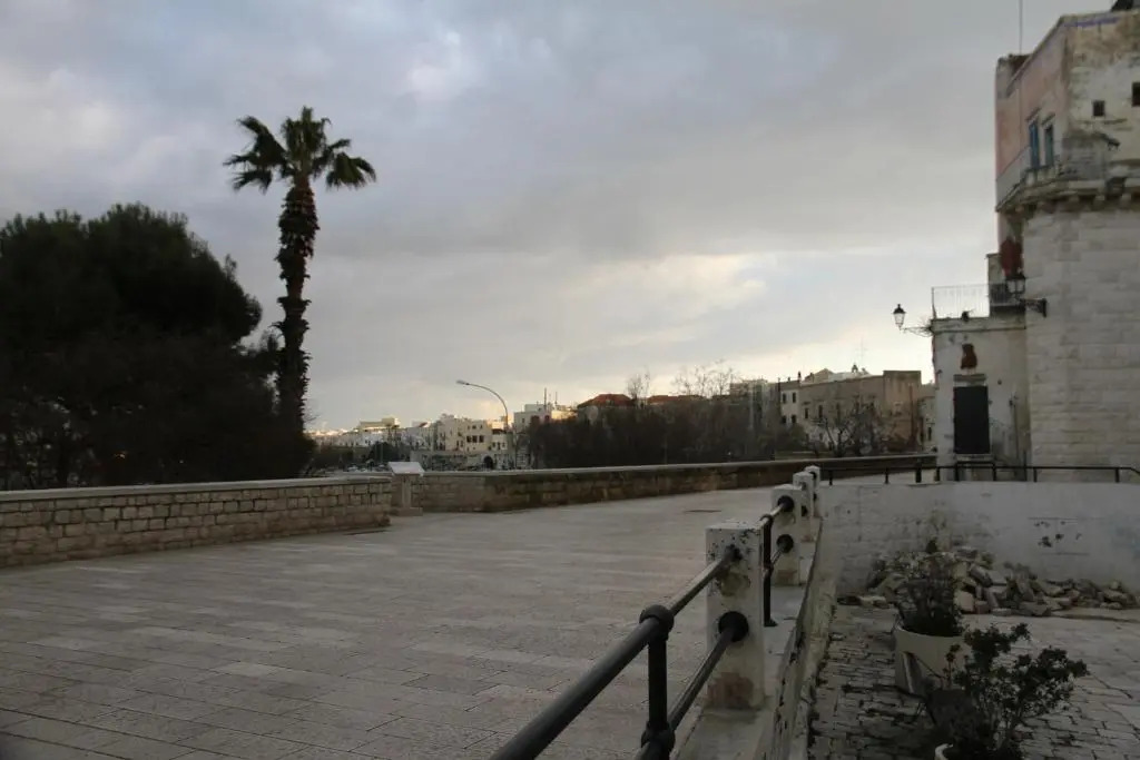 Mirabari
