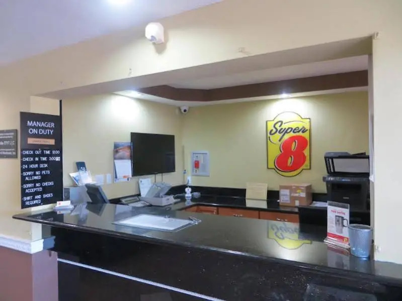 Stay Inn & Suites