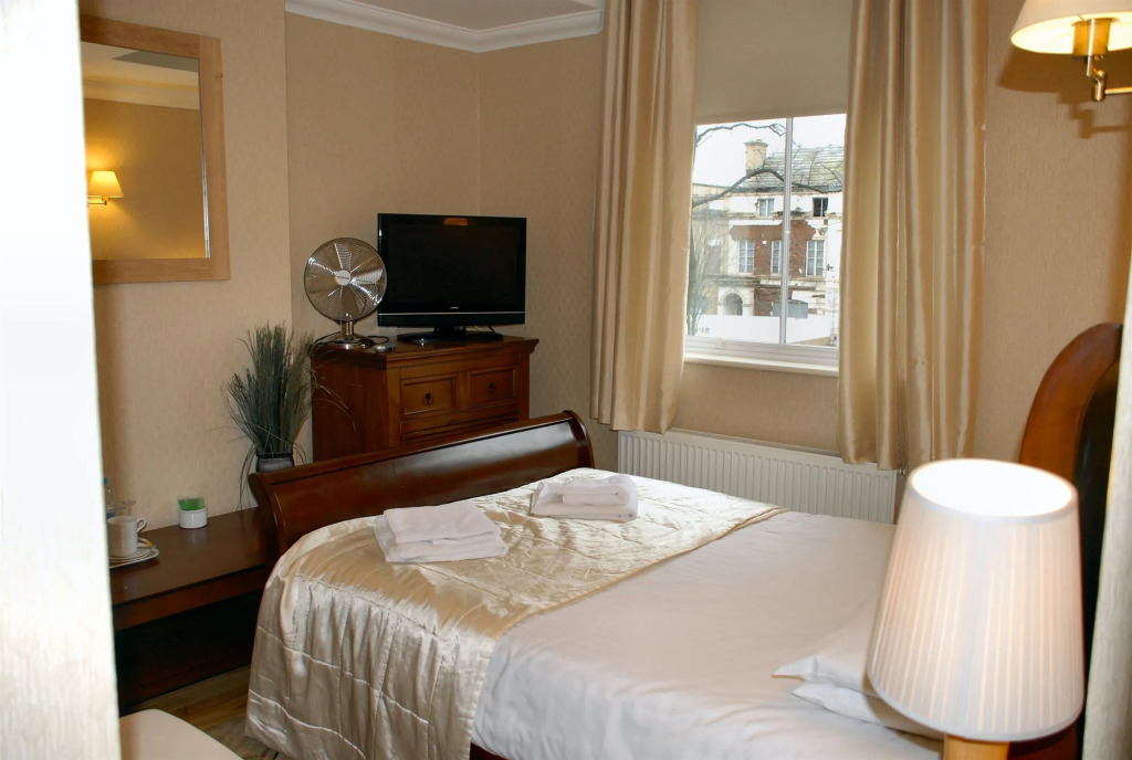 Beech Mount Hotel