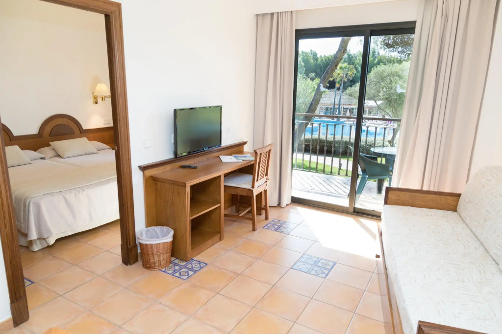 Caprice Vell Marí Hotel & Resort